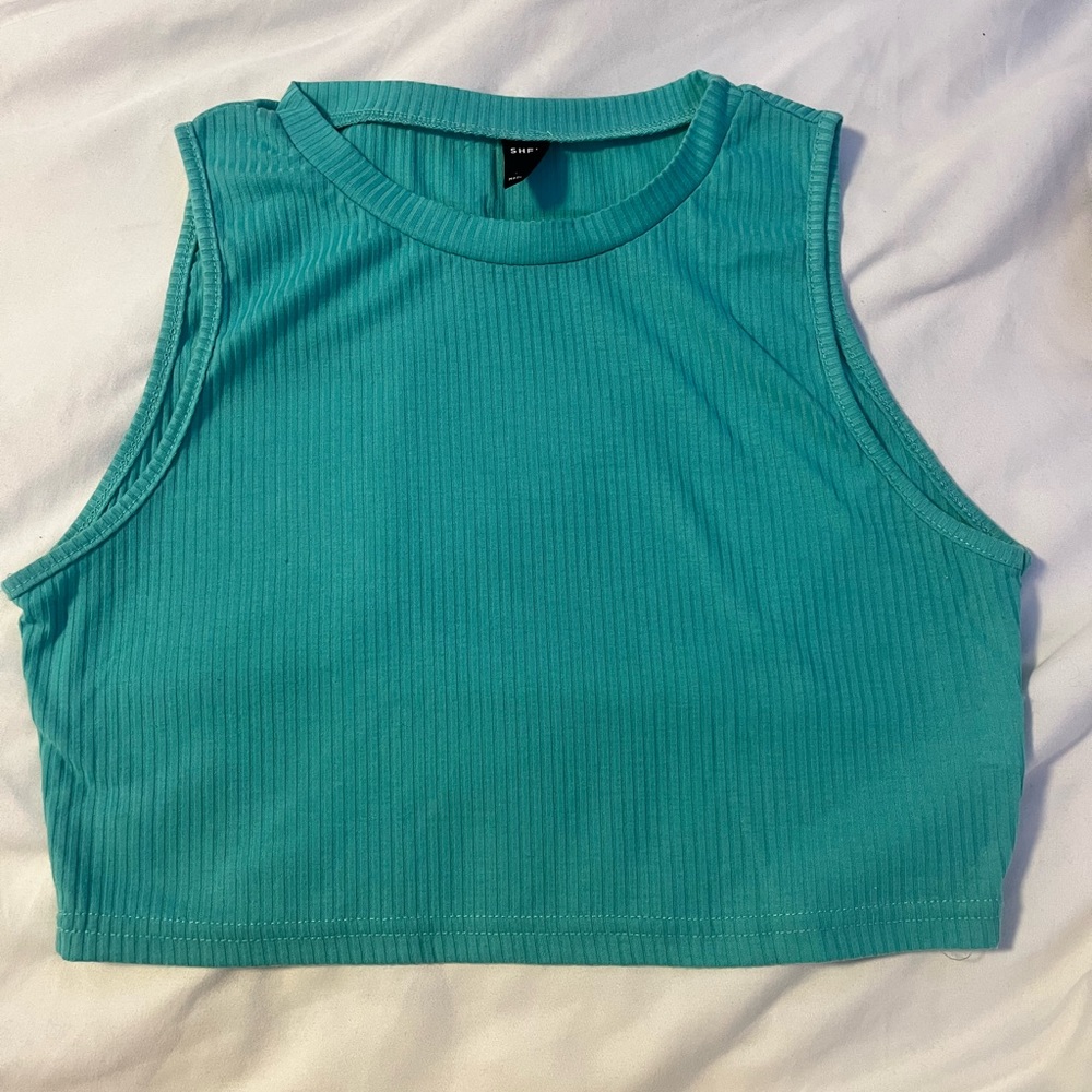 Teal crop top!